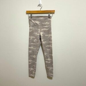 Athleta Elation 7/8 Tights | High Rise Camo Leggings | XXS